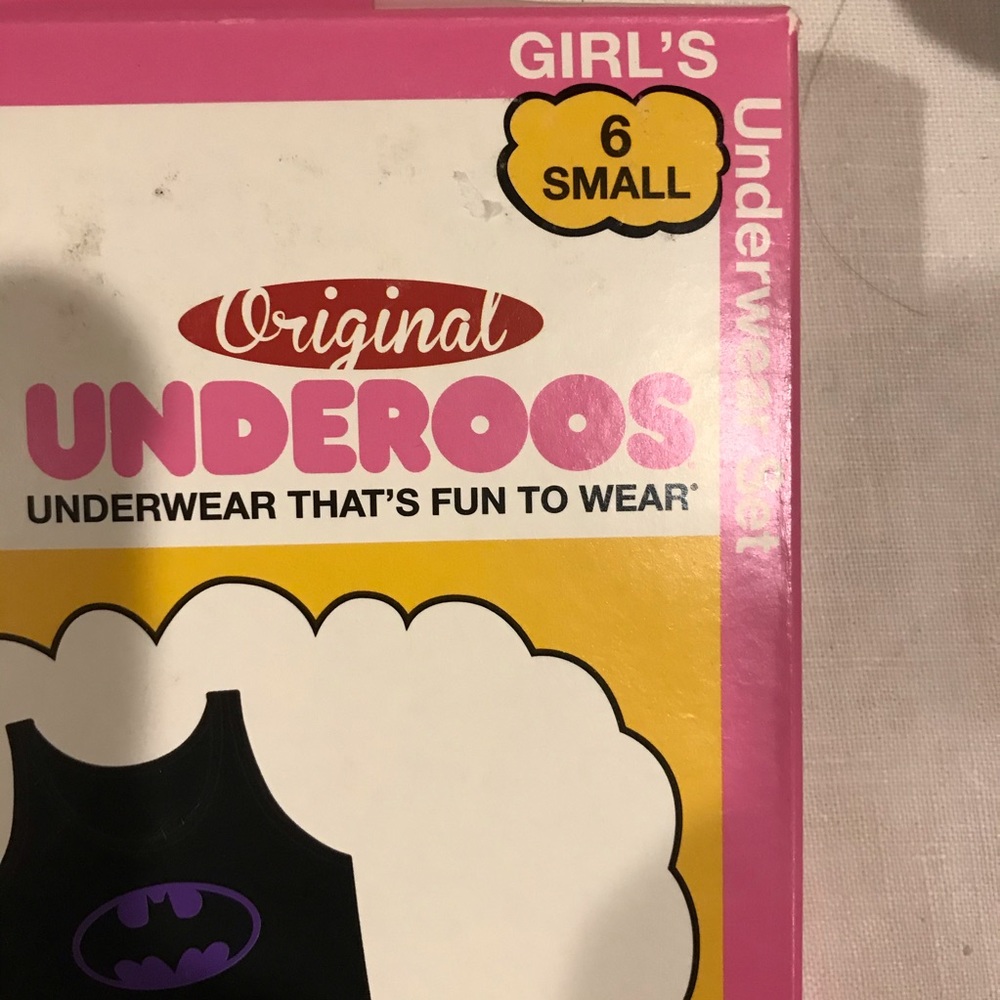 Underoos Batgirl’s sleepwear/underwear 2-piece set - Picture 4 of 6